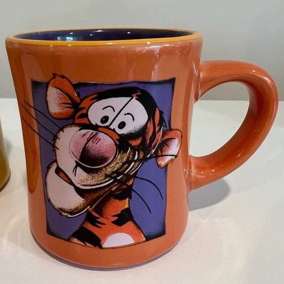 Vintage Winnie The Pooh & Tgger 12 Oz Mugs - Picture 7 of 10